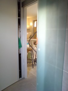 porte coulissante en verre